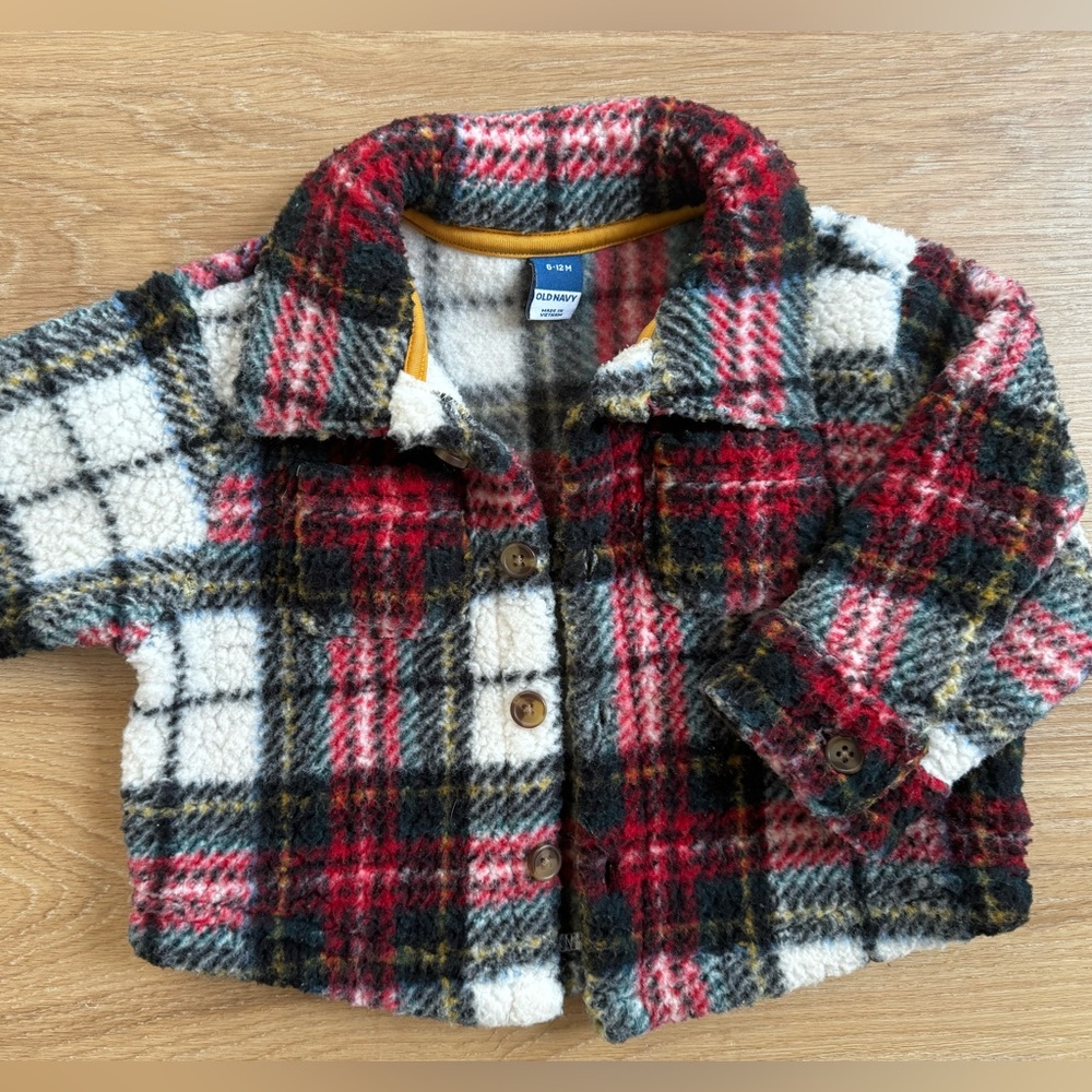Old Navy Unixex Sherpa Shacket- 6 to 12 Months
